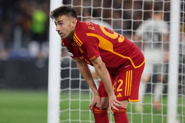 Sport Bilder des Tages Football Europa League match - AS Roma vs Bayer 04 Leverkusen Rome, Italy 2.05.2024: disappointment Stephan El Shaarawy of Roma after score in the UEFA Europa League 2023-2024, semi-finals leg 1, football match between AS Roma vs Bayer 04 Leverkusen FuSsball at Olympic Stadium in Rome. Rome Italy  Copyright: xIPAxSport ABACAx