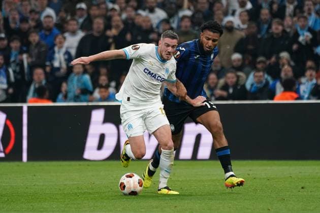 Jordan Veretout (Olympique de Marseille) and JosÃ Dos Santos Ederson (Atalanta Bergame) during the UEFA Europa League semifinal first leg match between Atalanta Bergame and Olympique de Marseille at Orange VÃ lodrome in Marseille. FOOTBALL : Olympique de Marseille vs Atalanta Bergame - Demi finale Europa League - Marseille - 02 05 2024 NorbertScanella Panoramic 