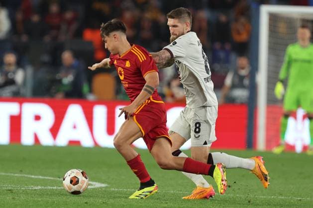 Rome, Italy 2.05.2024: Paulo Dybala of Roma, Robert Andrich of Leverkusen during the UEFA Europa League 2023-2024, semi-finals leg 1, football match between AS Roma vs Bayer 04 Leverkusen FuSsball at Olympic Stadium in Rome.  Copyright: xMarcoxIacobucci IPAxSportx xipa-x xx IPA_45677324 IPA_Agency_IPA45677324