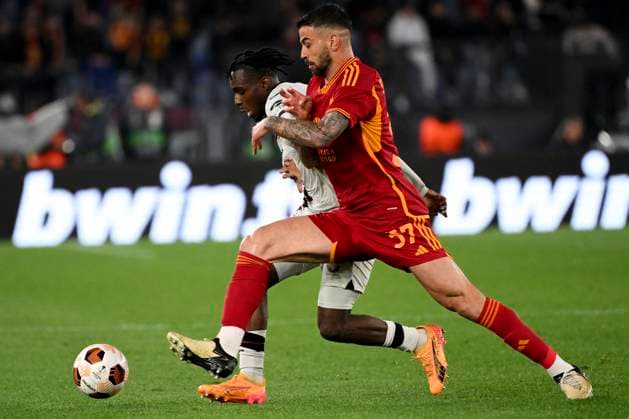 Jeremie Frimpong of Bayer Leverkusen and Leonardo Spinazzola of AS Roma during the Europa League football match between AS Roma and Bayer Leverkusen at Olimpico stadium in Rome (Italy), May 2nd, 2024. AndreaxStaccioli