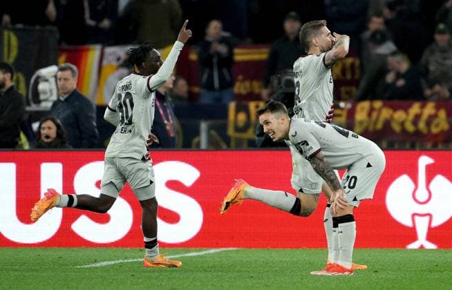 May 2, 2024, Rome: Bayer Leverkusen s Robert Andrich (R) celebrates with his teammates after scoring the 0-2 goal during the UEFA Europe League semifinal 1st leg soccer match between AS Roma and Bayer Leverkusen at Olimpico stadium in Rome, Italy, 02 May 2024. ANSA ETTORE FERRARI. UEFA Europa League - AS Roma vs Bayer Leverkusen  - ZUMAa110 20240502_zaf_a110_060 Copyright: xEttorexFerrarix
