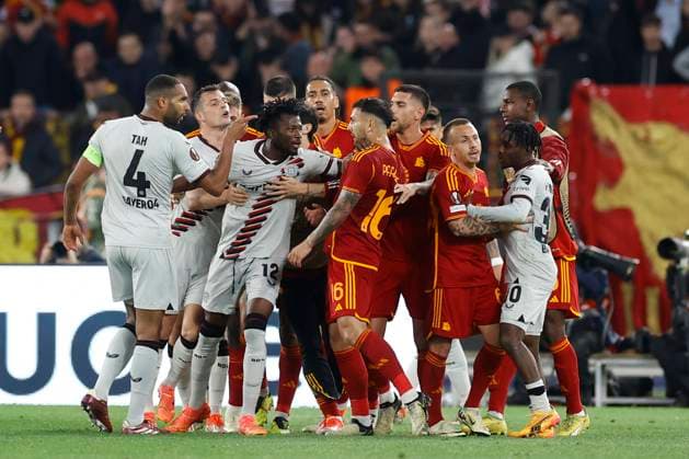 Jonathan Tah (Bayer 04 Leverkusen) argues with Leandro Paredes (AS Roma), UEFA Europa League 2023 2024 - Semifinals first leg, AS Roma vs Bayer 04 Leverkusen, Olimpico Stadium, May 2, 2024, Rome, Italy.
