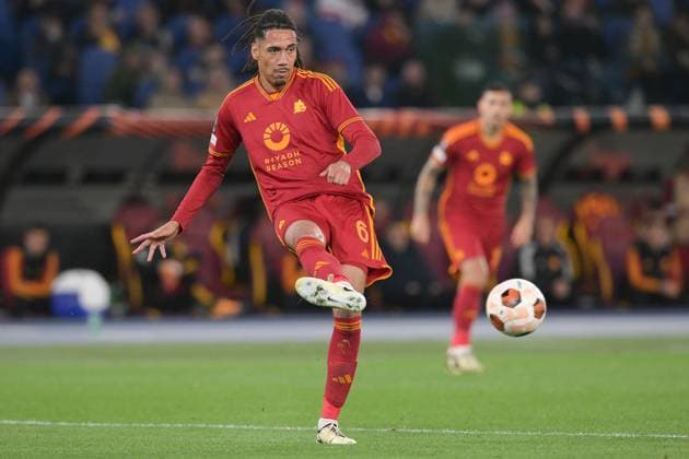 2nd May 2024, Stadio Olimpico, Rome, Italy; Europa League, Semi Final First Leg Football; Roma versus Bayer Leverkusen; Chris Smalling of AS Roma  ActionPlus12637437 AllShotLive