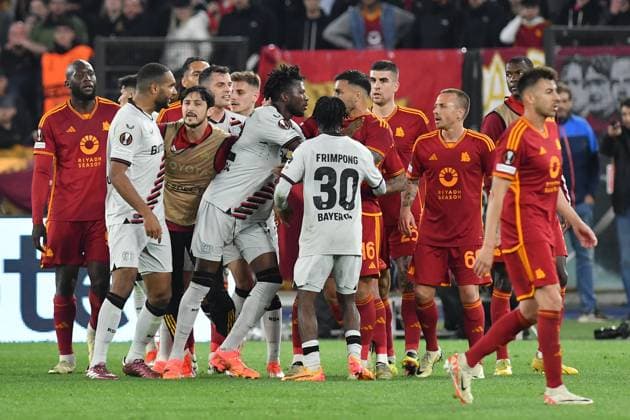 Soccer, Europa League match AS Roma v Bayer Leverkusen Roma player™s,Bayer Leverkusen player s during the Uefa Europa League semi final first leg match AS Roma v Bayer Leverkusen at Olimpico stadium in Rome, Italy, 02nd May, 2024. Imago-Images Emmefoto Copyright: xImago-Images Emmefotox