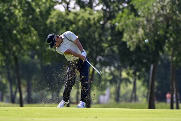 MCKINNEY, TX - MAY 02: Ryo Hisatsune (JPN) hits his approach shot on 3 during first round of the CJ CUP Byron Nelson at TPC Craig Ranch on May 2, 2024, in McKinney, Texas. (Photo by Ken Murray Icon Sportswire) GOLF: MAY 02 PGA, Golf Herren CJ CUP Byron Nelson EDITORIAL USE ONLY Icon240502008