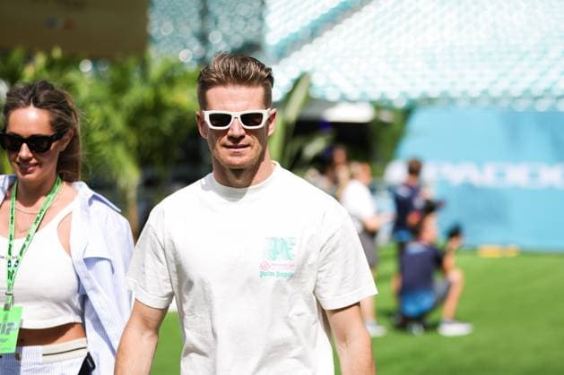 HULKENBERG Nico (ger), Haas F1 Team VF-24 Ferrari, portrait during the Formula 1 Crypto.com Miami Grand Prix 2024, 6th round of the 2024 Formula One World Championship, WM, Weltmeisterschaft from May 3 to 5, 2024 on the Miami International Autodrome, in Miami, United States of America - F1 - MIAMI GRAND PRIX 2024 DPPI Panoramic  240503_R06_MIAMI_DP_AV3_2843