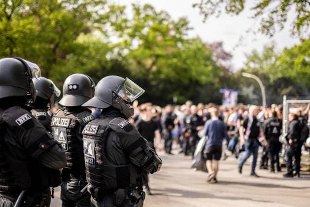 Hamburg, 3 May 2024 Football, 2 Bundesliga 2023 24, Hamburger SV FC St Pauli Fans of FC St Pauli march under police supervision into Hamburgs Volksparkstadion DFL REGULATES PROHIBIT ANY USE OF PHOTOGRAPHS AS IMAGE SEQUENCES AND OR QUASI VIDEO