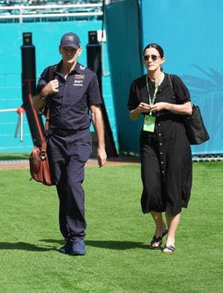 03 05 2024, Miami International Autodrome, Miami, Formula 1 Crypto com Miami Grand Prix,pictured Technical Director Adrian Newey with wife Amanda Defodi 506 20240503 hbr 1366 Defodi-506