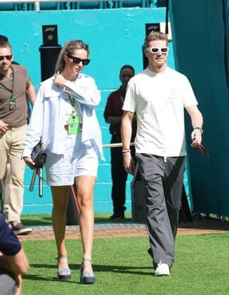Formula 1 Crypto com Miami Grand Prix 03 05 2024, Miami International Autodrome, Miami, Formula 1 Crypto com Miami Grand Prix,pictured Nico Hülkenberg DEU , Haas F1 Team with wife Egle Ruskyte nordphotoxGmbHx xBratic nph00250