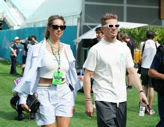 Formula 1 Crypto com Miami Grand Prix 03 05 2024, Miami International Autodrome, Miami, Formula 1 Crypto com Miami Grand Prix,pictured Nico Hülkenberg DEU , Haas F1 Team with wife Egle Ruskyte nordphotoxGmbHx xBratic nph00250