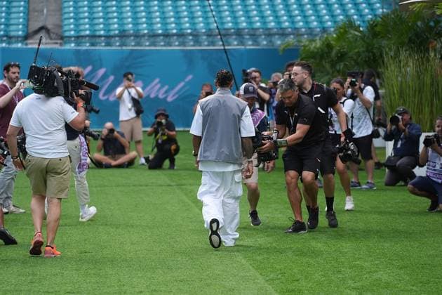 03 05 2024, Miami International Autodrome, Miami, Formula 1 Crypto com Miami Grand Prix,pictured Lewis Hamilton GBR , Mercedes AMG Petronas Formula One Team Defodi 506 20240503 hbr 1788 Defodi-506