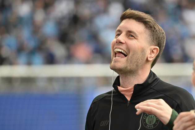 GER 2 FBL,, Hamburger SV vs FC St Pauli 03 05 2024, Volksparkstadion, Hamburg, GER 2 FBL, Hamburger SV vs FC St Pauli in the picture coach Fabian Huerzeler Hürzeler Paulli laughing before the game nordphotoxGmbH xWitke nph00002
