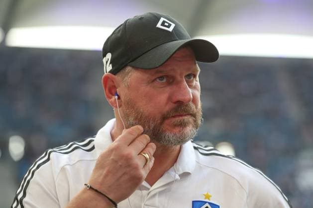 03 05 2024, xtgx, Soccer 2 Bundesliga, Hamburger SV FC St Pauli emspor, v l Steffen Baumgart HSV, Trainer DFL DFB REGULATIONS PROHIBIT ANY USE OF PHOTOGRAPHS as IMAGE SEQUENCES and or QUASI VIDEO Hamburg