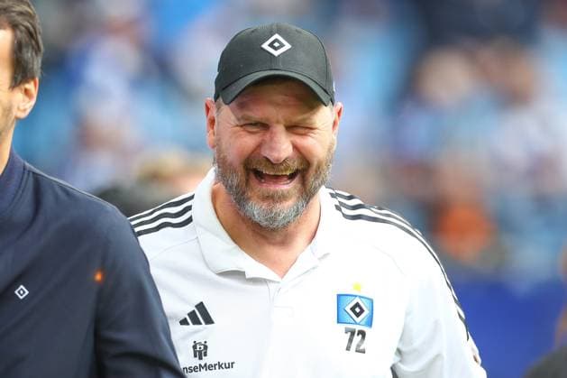 03 05 2024, xtgx, Soccer 2 Bundesliga, Hamburger SV FC St Pauli emspor, v l Steffen Baumgart HSV, coach laughs, smiles, positive, satisfied DFL DFB REGULATIONS PROHIBIT ANY USE OF PHOTOGRAPHS as IMAGE SEQUENCES and or QUASI VIDEO Hamburg