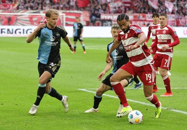03 05 2024 Soccer Season 2023 2024 2 Soccer Bundesliga 32 Matchday Fortuna Düsseldorf 95 F95 1 FC Nürnberg FCN Club Sportfoto Zink DaMa xdaxmax DFL regulations prohibit any use of photographs as image sequences and or quasi video only for editorial use Sebastian Andersson 20, 1 FC Nürnberg FCN Jannik Hofmann 43, 1 FC Nürnberg FCN Emmanuel Iyoha 19, Fortuna Düsseldorf F95
