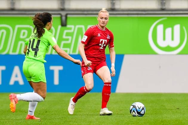 Soccer I Women I Season 2023 2024 I Bundesliga I 20 Matchday I VfL Wolfsburg 1 FC Köln I 03 05 2024 Duel Nuria Rabano Blanco 14, VfL Wolfsburg and Anna Gerhardt 21, 1 FC Köln, Captain Wolfsburg AOK Stadium Lower Saxony Germany Copyright: xLobeca InesxHähnelx