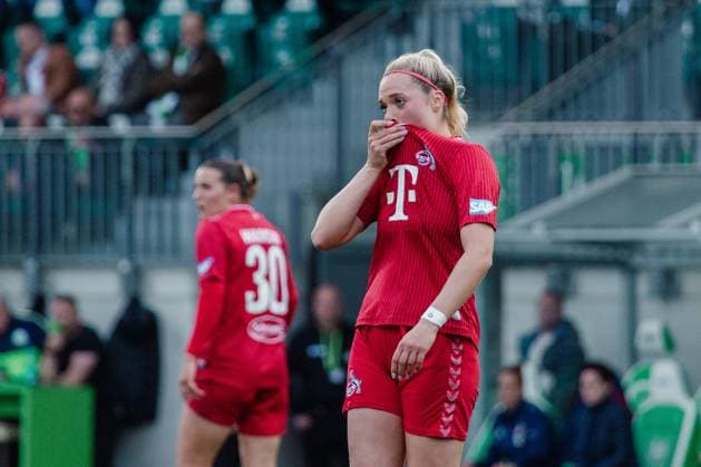 Wolfsburg, Germany 03 May 2024 1 BL Women 2023 2024 VfL Wolfsburg vs 1 FC Köln In the picture Janina Hechler Koeln unhappy on the pitch DFB regulations prohibit any use of photographs as image sequences and or quasi video AOK Stadion Niedersachsen Copyright: xFotostandx xNiewelerx