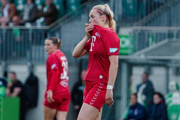 Wolfsburg, Germany 03 May 2024 1 BL Women 2023 2024 VfL Wolfsburg vs 1 FC Köln In the picture Janina Hechler Koeln unhappy on the pitch DFB regulations prohibit any use of photographs as image sequences and or quasi video AOK Stadion Niedersachsen Copyright: xFotostandx xNiewelerx