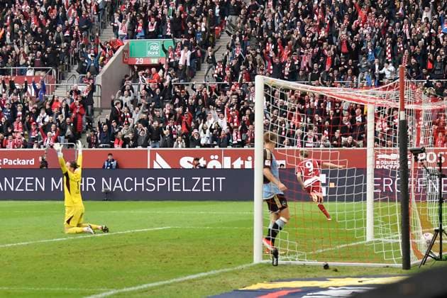 Vincent Vermeij 9, Fortuna Duesseldorf scores the goal to 2 0 03 05 2024 Soccer Fortuna Duesseldorf vs 1 FC Nuernberg , Merkur Spiel Arena, Duesseldorf, DFB DFL REGULATIONS PROHIBIT ANY USE OF PHOTOGRAPHS AS IMAGE SEQUENCES AND OR QUASI VIDEO NRW Germany Copyright: xpepphotox xHorstxMauelshagenx pep00321, pep_20240503_hm