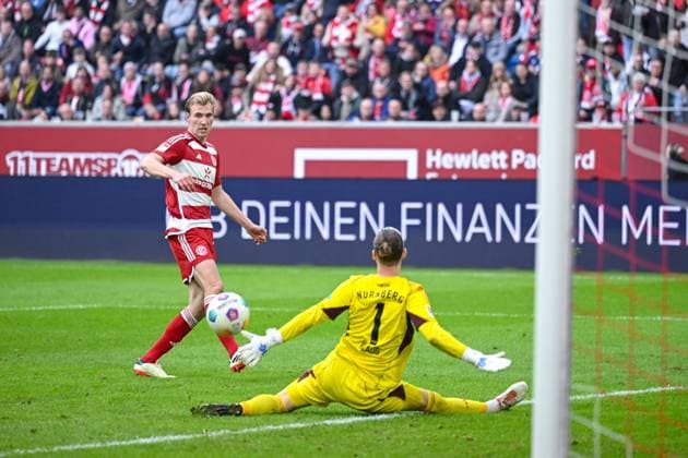 03 05 2024, Soccer, 2 Bundesliga, Matchday 32 Season 2023 2024, Fortuna Düsseldorf 1 FC Nuernberg, Vincent Vermeij Fortuna Düsseldorf scores the goal to make it 2 0 xRHR PHOTO TKx Copyright: RHR-FOTOx RHR-FOTO TK