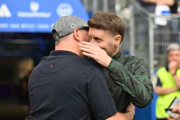 GER 2 FBL,, Hamburger SV vs FC St Pauli 03 05 2024, Volksparkstadion, Hamburg, GER 2 FBL, Hamburger SV vs FC St Pauli in picture Coach Fabian Huerzeler Hürzeler Paulli greets Coach Steffen Baumgart Hamburg before the match nordphotoxGmbH xWitke nph00002