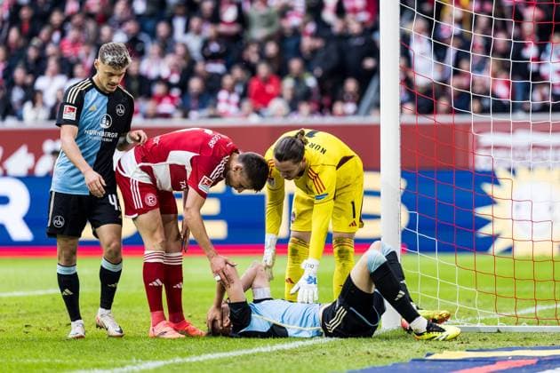 2 Soccer Bundesliga Fortuna Düsseldorf 1895 1 FC Nürnberg 03 05 2024 Florian Hübner 1 FC Nürnberg, 19 must be treated 2 Soccer Bundesliga Fortuna Düsseldorf 1895 1 FC Nürnberg, Düsseldorf, Merkur Spiel Arena DFL REGULATIONS PROHIBIT ANY USE OF PHOTOGRAPHS AS IMAGE SEQUENCES AND OR QUASI VIDEO Copyright: xBEAUTIFULxSPORTS Wunderlx