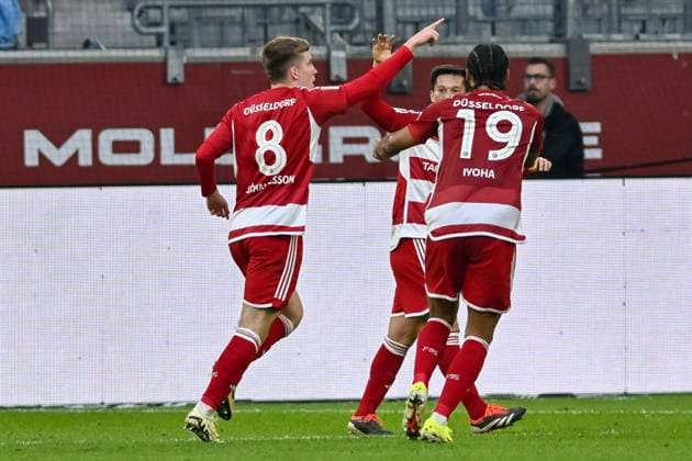 Isak Johannesson 8, Fortuna Duesseldorf celebrates after the goal to 3 1 with Shinta Appelkamp 23, Fortuna Duesseldorf Emmanuel Iyoha 19, Fortuna Duesseldorf 03 05 2024 Soccer Fortuna Duesseldorf vs 1 FC Nuernberg , Merkur Spiel Arena, Duesseldorf, DFB DFL REGULATIONS PROHIBIT ANY USE OF PHOTOGRAPHS AS IMAGE SEQUENCES AND OR QUASI VIDEO NRW Germany Copyright: xpepphotox xHorstxMauelshagenx pep00321, pep_20240503_hm