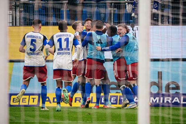 Goal celebration Hamburger SV after goal to 1 0 Robert Glatzel Hamburger SV, 09 GER, Hamburger SV vs FC St Pauli, Football, 2 Bundesliga, Matchday 32, Season 2023 2024, 03 05 2024 DFL REGULATIONS PROHIBIT ANY USE OF PHOTOGRAPHS AS IMAGE SEQUENCES AND OR QUASI VIDEO GER, Hamburger SV vs FC St Pauli, Football, 2 Bundesliga, Matchday 32, Season 2023 2024, 03 05 2024 Hamburg Copyright: xEibner-Pressefoto MarcelxvonxFehrnx EP_MFN