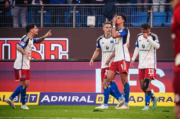 Goal celebration Hamburger SV after goal to 1 0 Robert Glatzel Hamburger SV, 09 GER, Hamburger SV vs FC St Pauli, Football, 2 Bundesliga, Matchday 32, Season 2023 2024, 03 05 2024 DFL REGULATIONS PROHIBIT ANY USE OF PHOTOGRAPHS AS IMAGE SEQUENCES AND OR QUASI VIDEO GER, Hamburger SV vs FC St Pauli, Football, 2 Bundesliga, Matchday 32, Season 2023 2024, 03 05 2024 Hamburg Copyright: xEibner-Pressefoto MarcelxvonxFehrnx EP_MFN