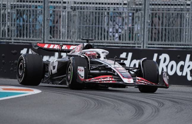 03 05 2024, Miami International Autodrome, Miami, Formula 1 Crypto com Miami Grand Prix,pictured Kevin Magnussen DNK , Haas F1 Team Defodi 506 20240503 hbr 1911 Defodi-506