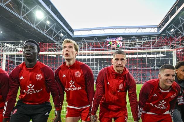 03 05 2024, Football, 2 Bundesliga, Matchday 32 Season 2023 2024, Fortuna Düsseldorf 1 FC Nuernberg, Joshua Quarshie Fortuna Düsseldorf , Vincent Vermeij Fortuna Düsseldorf , Jordy De Wijs Fortuna Düsseldorf are happy about the home win xRHR PHOTO TKx Copyright: RHR-FOTOx RHR-FOTO TK