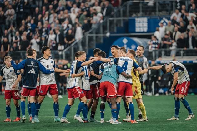 Soccer Men Season 2023 2024 2 Soccer Bundesliga 32 Matchday Hamburger SV vs FC St Pauli 03 05 2024 Cheering at HSV after the match Hamburg Volksparkstadion Hamburg Germany