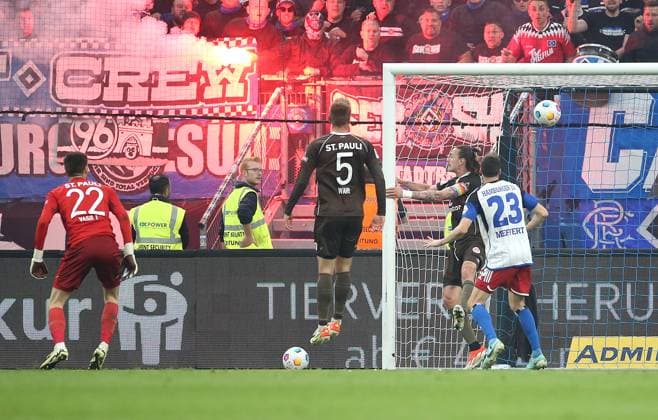 03 05 2024, Soccer 2 Bundesliga 2023 2024, Matchday 32, Hamburger SV FC St Pauli , im Volksparkstadion Hamburg Tor zum 1 0 DFL and DFB regulations prohibit any use of photographs as image sequences and or quasi video
