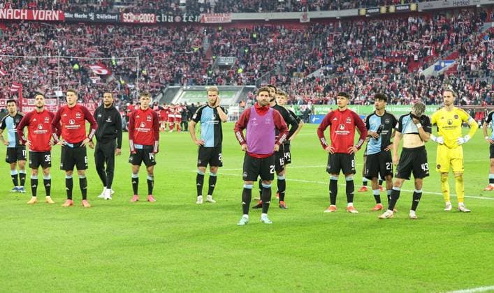 03 05 2024 Soccer Season 2023 2024 2 Soccer Bundesliga 32 Matchday Fortuna Düsseldorf 95 F95 1 FC Nuremberg FCN Club Sportfoto Zink DaMa xdaxmax DFL regulations prohibit any use of photographs as image sequences and or quasi video only for editorial use Mannschaft Team des FCN enttäuscht Disappointment after the end of the match at Clubfan Clubfans FCN Fans Fans Fans
