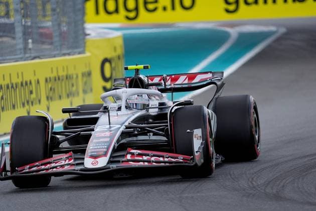 03 05 2024, Miami International Autodrome, Miami, Formula 1 Crypto com Miami Grand Prix,in the picture Nico Hülkenberg DEU , Haas F1 Team Defodi 506 20240503 hbr 4142 Defodi-506