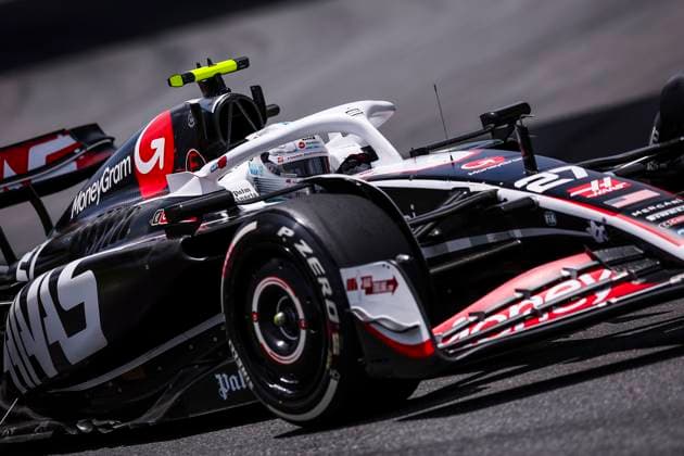 27 HULKENBERG Nico (ger), Haas F1 Team VF-24 Ferrari, action during the Formula 1 Crypto.com Miami Grand Prix 2024, 6th round of the 2024 Formula One World Championship, WM, Weltmeisterschaft from May 3 to 5, 2024 on the Miami International Autodrome, in Miami, United States of America - F1 - MIAMI GRAND PRIX 2024 DPPI Panoramic  240503_R06_MIAMI_DP_EA022437