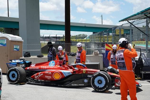 Formula 1 Crypto com Miami Grand Prix 03 05 2024, Miami International Autodrome, Miami, Formula 1 Crypto com Miami Grand Prix,pictured The broken car of Charles Leclerc MCO , Scuderia Ferrari HP nordphotoxGmbHx xBratic nph00250