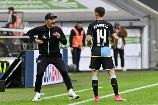Cristian Fiel Coch, 1 FC Nuernberg instructs Benjamin Goller 14, 1 FC Nuernberg gestures gestures gestures 03 05 2024 Soccer Fortuna Duesseldorf vs 1 FC Nuernberg , Merkur Spiel Arena, Duesseldorf, DFB DFL REGULATIONS PROHIBIT ANY USE OF PHOTOGRAPHS AS IMAGE SEQUENCES AND OR QUASI VIDEO NRW Germany Copyright: xpepphotox xHorstxMauelshagenx pep00321, pep_20240503_hm