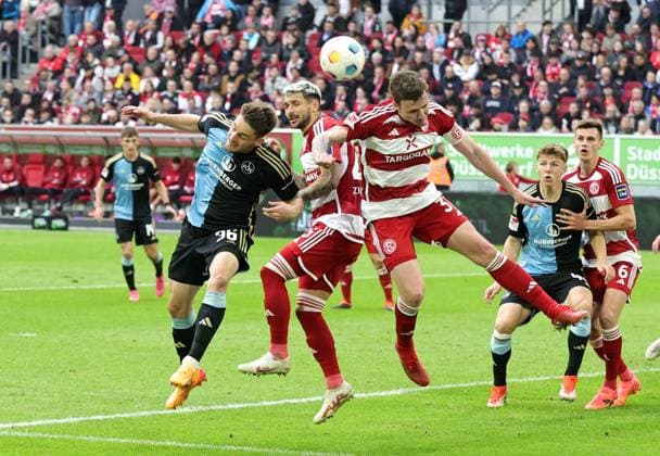 03 05 2024 Soccer Season 2023 2024 2 Soccer Bundesliga 32 Matchday Fortuna Düsseldorf 95 F95 1 FC Nürnberg FCN Club Sportfoto Zink DaMa xdaxmax DFL regulations prohibit any use of photographs as image sequences and or quasi video only for editorial use Lukas Schleimer 36, 1 FC Nürnberg FCN Matthias Zimmermann 25, Fortuna Düsseldorf F95 Marcel Sobottka 31, Fortuna Düsseldorf F95