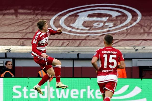 03 05 2024 Soccer Season 2023 2024 2 Soccer Bundesliga 32 Matchday Fortuna Düsseldorf 95 F95 1 FC Nürnberg FCN Club Sportfoto Zink DaMa xdaxmax DFL regulations prohibit any use of photographs as image sequences and or quasi video only for editorial use Jubel Freude Torjubel nach Tor zum 3 1 Isak Bergmann Johannesson 8, Fortuna Düsseldorf F95 jubelt freut sich Torschütze Isak Bergmann Johannesson 8, Fortuna Düsseldorf F95