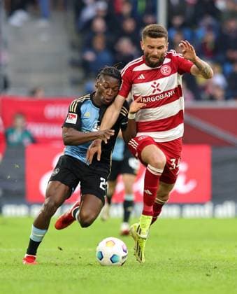 03 05 2024 Soccer Season 2023 2024 2 Soccer Bundesliga 32 Matchday Fortuna Düsseldorf 95 F95 1 FC Nuremberg FCN Club Sportfoto Zink DaMa xdaxmax DFL regulations prohibit any use of photographs as image sequences and or quasi video only for editorial use Joseph Hungbo 23, 1 FC Nuremberg FCN Nicolas Gavory 34, Fortuna Düsseldorf F95