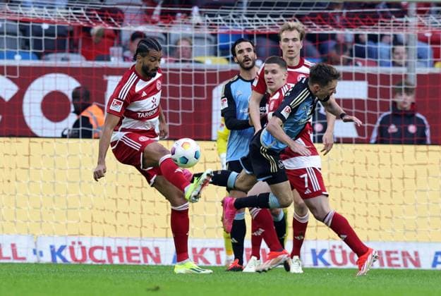 03 05 2024 Soccer Season 2023 2024 2 Soccer Bundesliga 32 Matchday Fortuna Düsseldorf 95 F95 1 FC Nuremberg FCN Club Sportfoto Zink DaMa xdaxmax DFL regulations prohibit any use of photographs as image sequences and or quasi video only for editorial use Emmanuel Iyoha 19, Fortuna Düsseldorf F95 Benjamin Goller 14, 1 FC Nuremberg FCN