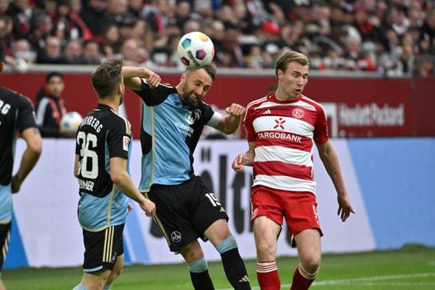v re , Vincent Vermeij Fortuna Duesseldorf , Florian Hübner 1 FC Nuernberg , Lukas Schleimer 1 FC Nuernberg 03 05 2024, Soccer 2 Bundesliga, 32 Matchday, Season 2023 2024 Fortuna Duesseldorf 1 FC Nuernberg 3 1 Duesseldorf North Rhine-Westphalia Germany Team2