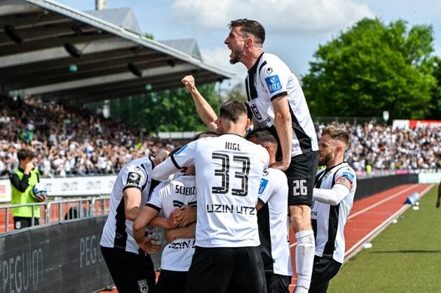 GER, 3 Liga, SSV Ulm 1846 vs FC Viktoria Köln 04 05 2024, Donaustadion, Ulm, GER, 3 Liga, SSV Ulm 1846 vs FC Viktoria Köln, pictured celebrating after scoring 1 0, Philipp Maier SSV Ulm, 26 nordphotoxGmbHx xHafner nph00200
