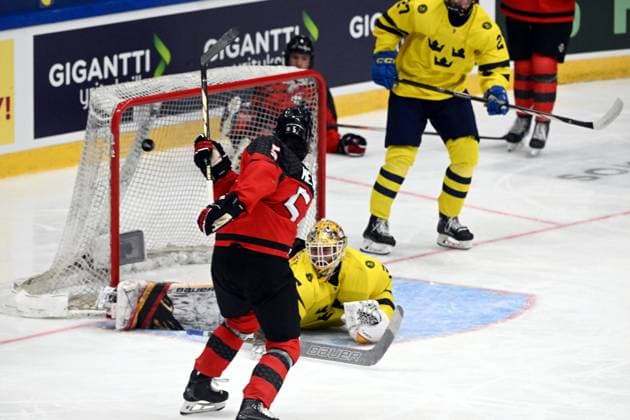 Ice hockey, U18 World Championship, Canada - Sweden
