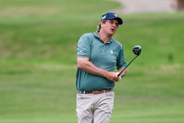 MCKINNEY, TX - MAY 04: Henrik Norlander (SWE) leans to the left as he watches his ball sail towards the ninth green during the third round of the PGA, Golf Herren CJ CUP Byron Nelson on May 4, 2024, at TPC Craig Ranch in McKinney, TX. (Photo by David Buono Icon Sportswire) GOLF: MAY 04 PGA CJ CUP Byron Nelson EDITORIAL USE ONLY Icon240504036