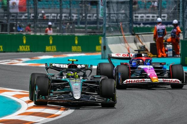 Formula 1 GP Miami USA 04 05 2024 Lewis Hamilton 44, Mercedes AMG Petronas F1 Team, Daniel Ricciardo, 3, Visa Cash App RB Formula One Team Formula 1 GP Miami USA 04 05 2024 Copyright: xBEAUTIFULxSPORTS Erlhofx