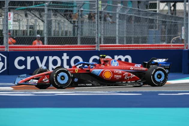 Formula 1 GP Miami USA 04 05 2024 Carlos Sainz 55, Scuderia Ferrari Formula 1 GP Miami USA 04 05 2024 Copyright: xBEAUTIFULxSPORTS Erlhofx