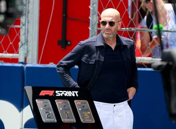 Zinedine Zidane former football player during the Formula 1 Crypto.com Miami Grand Prix 2024, 6th round of the 2024 Formula One World Championship, WM, Weltmeisterschaft from May 3 to 5, 2024 on the Miami International Autodrome, in Miami, United States of America - F1 - MIAMI GRAND PRIX 2024 DPPI Panoramic  240504_R06_MIAMI_DP_jk15150