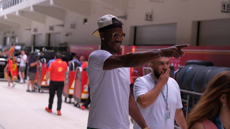 May 4, 2024, Miami, Fl, USA: MAY 04, 2024: Jimmy Butler during the Formula 1 Crypto.com Miami Grand Prix race week in Miami, FL. Jason Pohuski BMR Miami USA - ZUMAb241 20240504_zsa_b241_555 Copyright: xJasonxPohuskix xBmrx